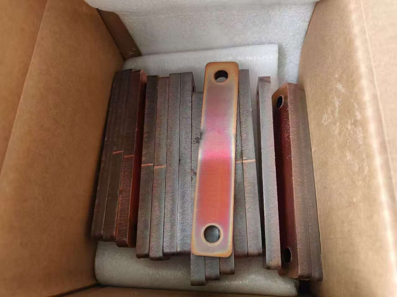 紫銅去毛刺可以用陶瓷砂噴砂處理嗎?